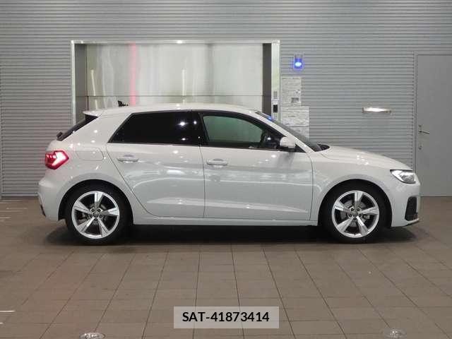 Audi A1 2019-12 7452957-10