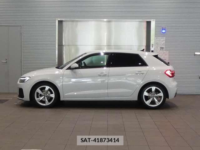 Audi A1 2019-12 7452957-7