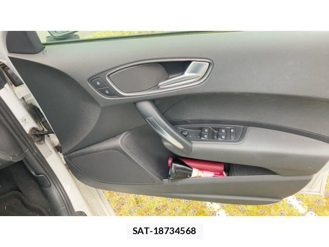 Audi A1 2013-12 7452959-23