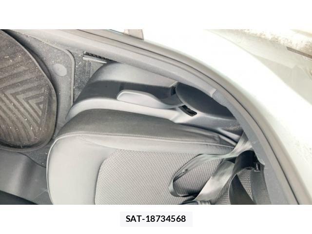 Audi A1 2013-12 7452959-24