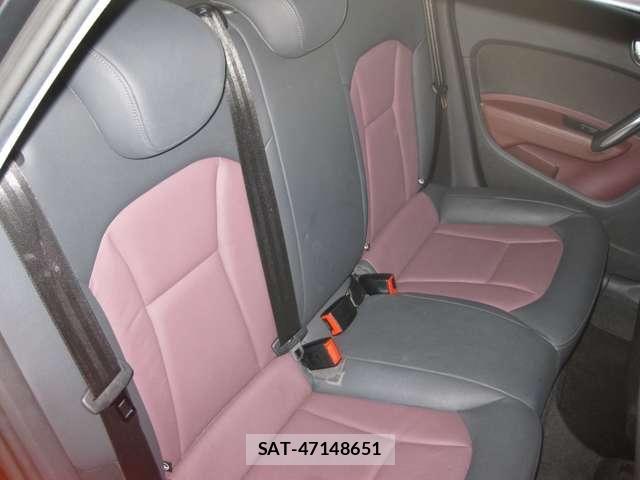 Audi A1 2014-06 7452958-10