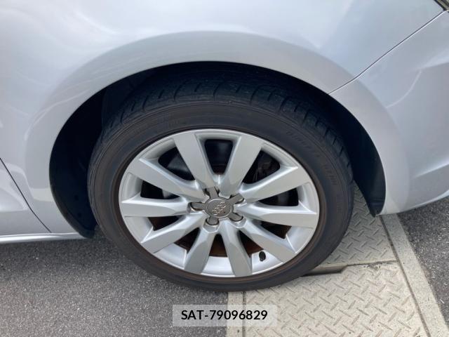 Audi A1 2013-07 7615036-5