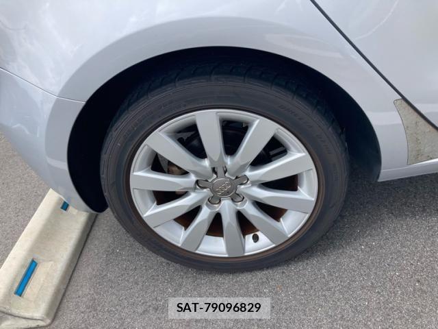 Audi A1 2013-07 7615036-6