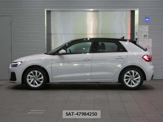 Audi A1 2025-12 7615030-5