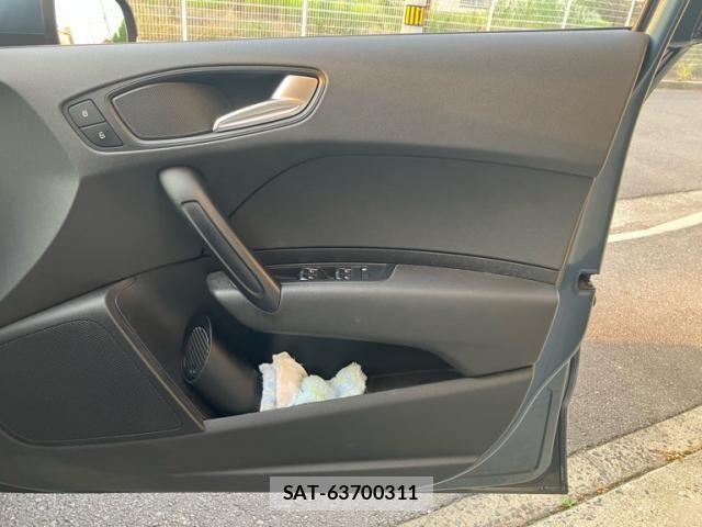 Audi A1 2016-07 7615032-8