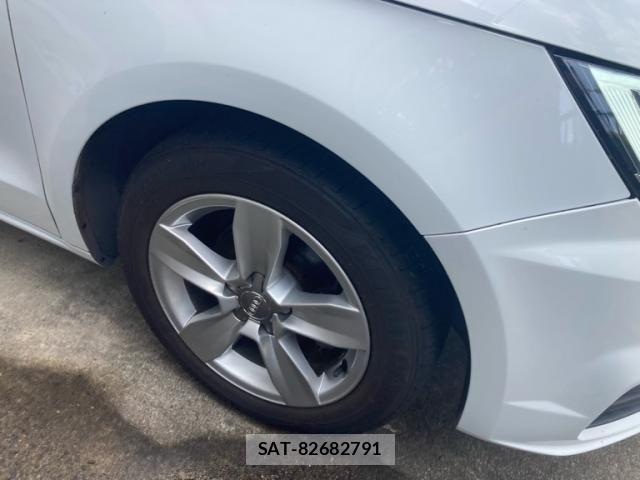 Audi A1 2015-07 7782651-3