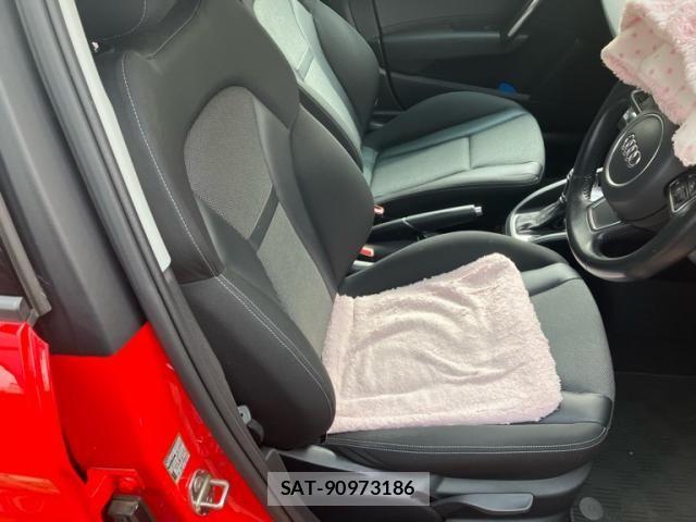 Audi A1 2017-11 7782652-11