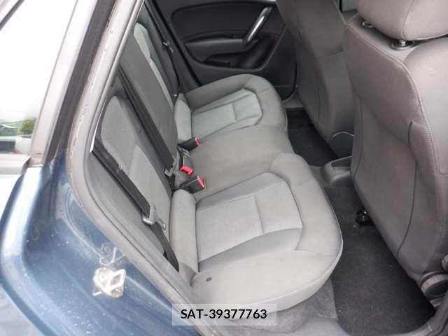 Audi A1 2015-07 7782653-11