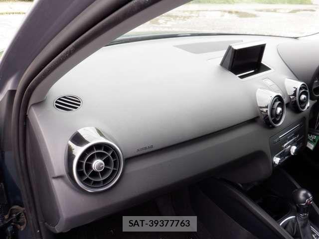Audi A1 2015-07 7782653-17