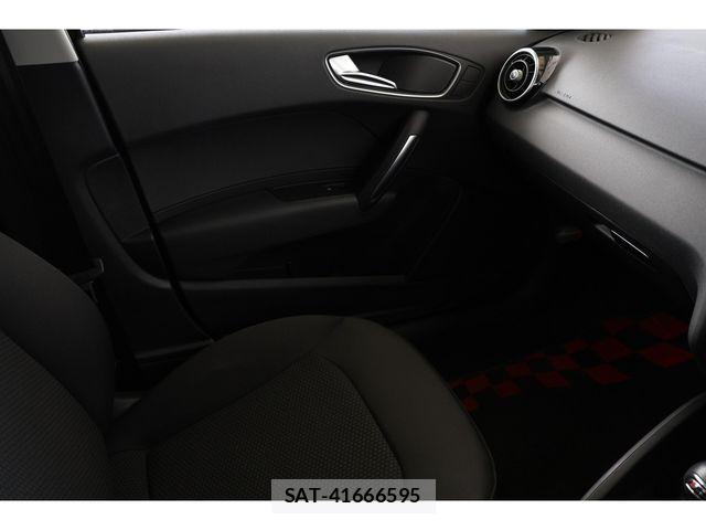 Audi A1 2013-12 7875324-18