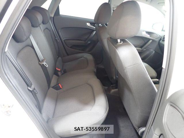 Audi A1 2017-12 7875320-20