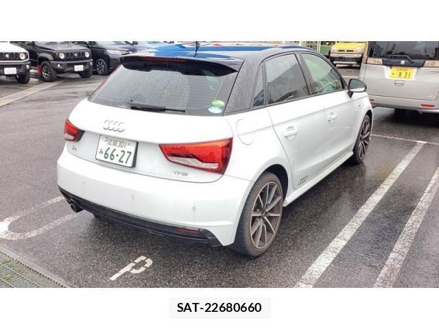 Audi A1 2018-09 7978537-5