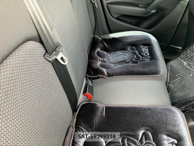 Audi A1 2018-03 8034448-15