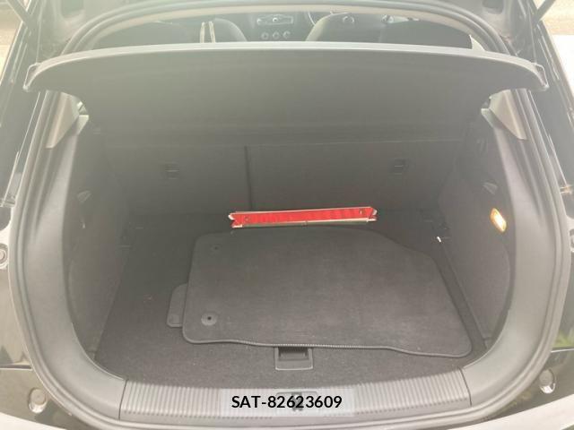 Audi A1 2017-10 8072863-8