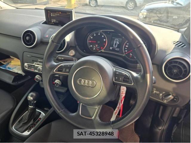 Audi A1 2014-03 8072862-11