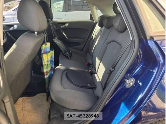 Audi A1 2014-03 8072862-13