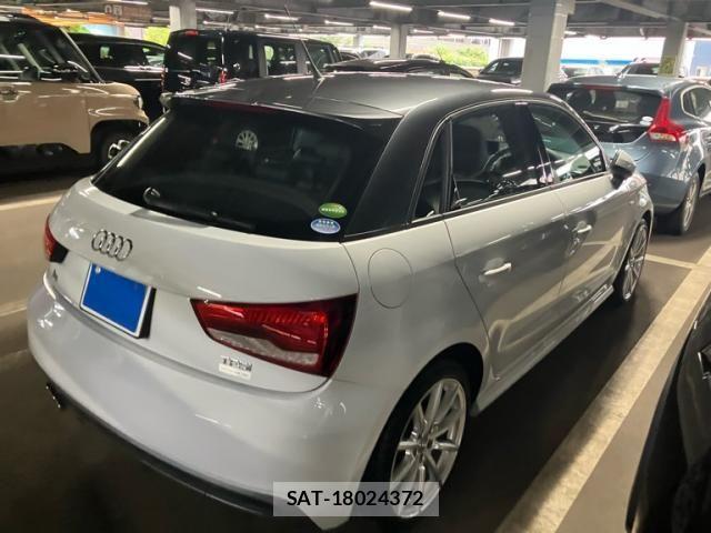 Audi A1 2017-12 8098034-2