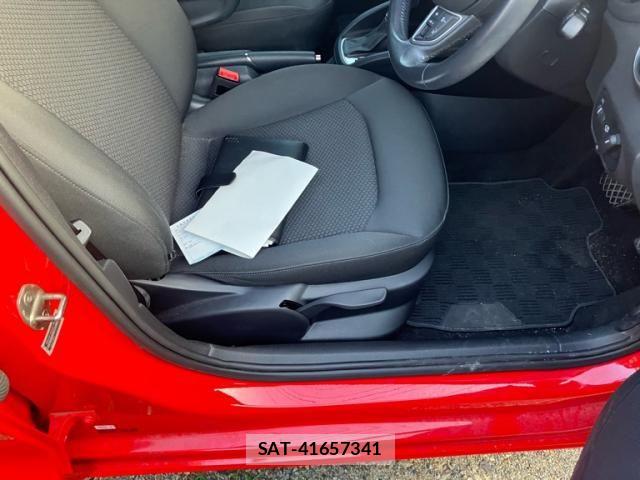 Audi A1 2018-03 8128953-7