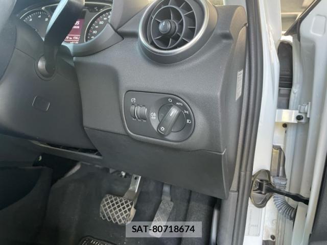 Audi A1 2016-02 8157965-10