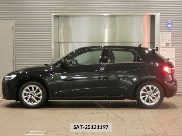 Audi A1 2025-11 8206354-6