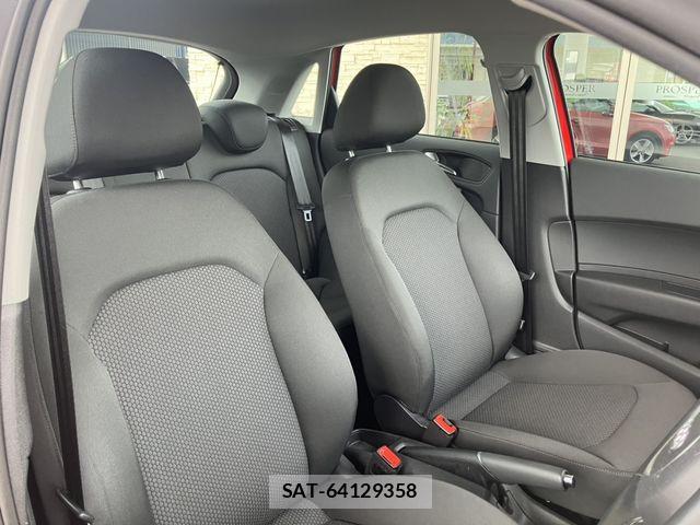 Audi A1 2017-09 8206353-9