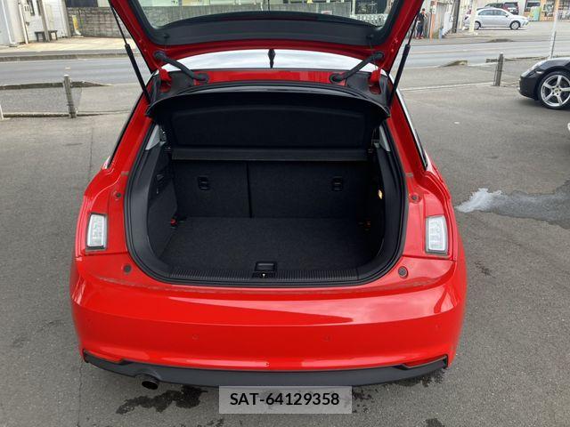 Audi A1 2017-09 8206353-12