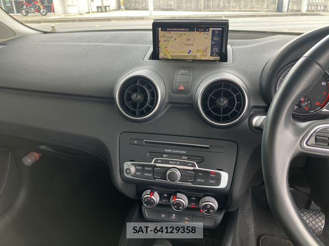 Audi A1 2017-09 8206353-6