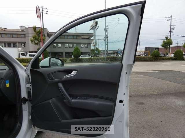 Audi A1 2017-06 8206355-22