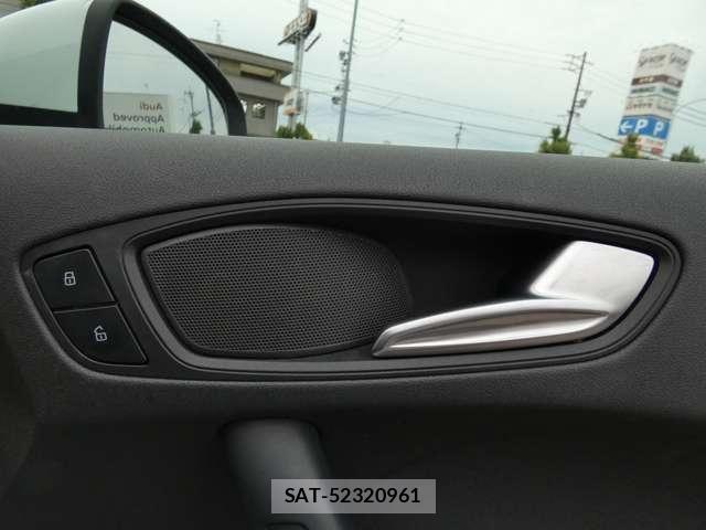Audi A1 2017-06 8206355-23