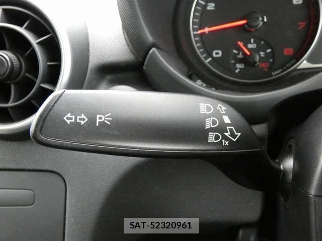 Audi A1 2017-06 8206355-28