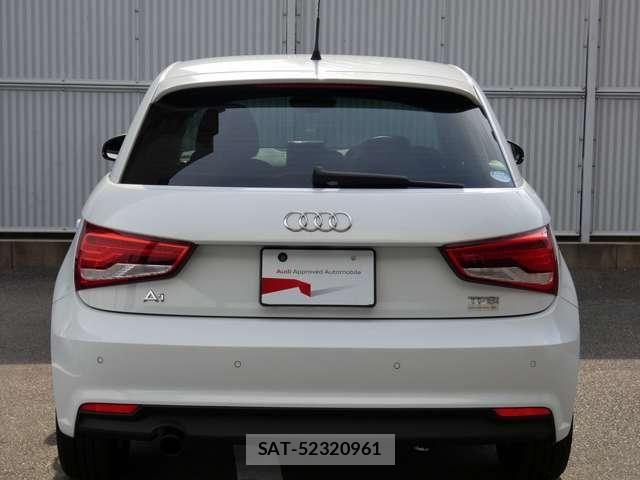 Audi A1 2017-06 8206355-8