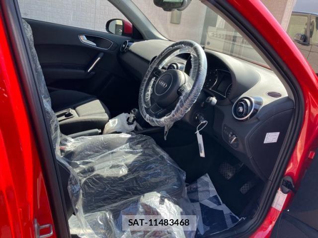 Audi A1 2016-03 8228921-8