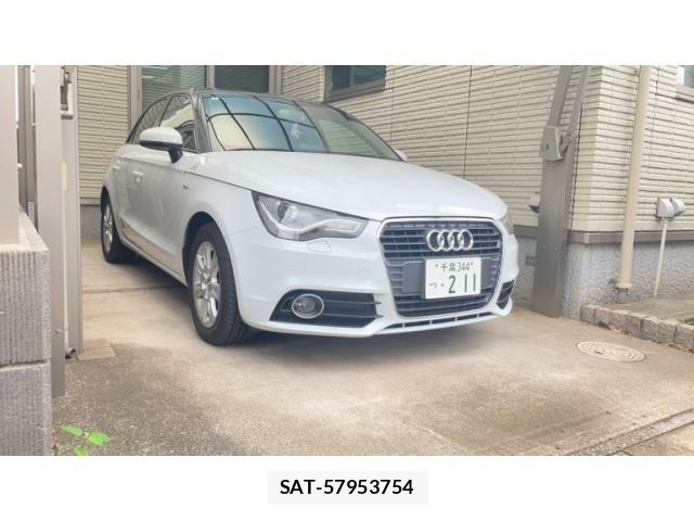 Audi A1 2014-09 8244629-0