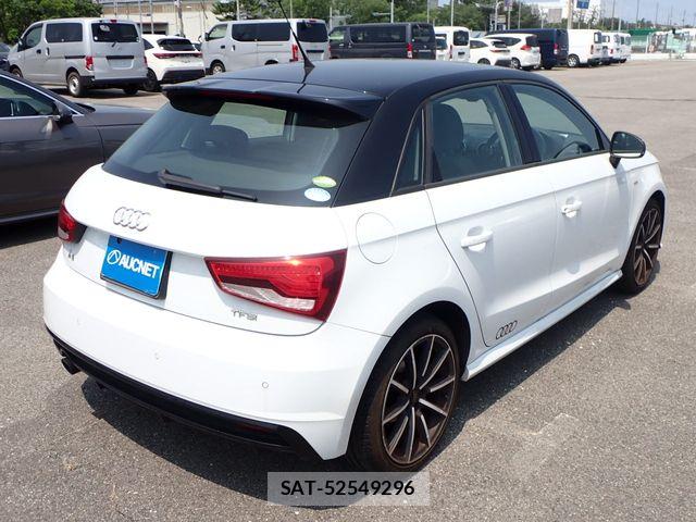 Audi A1 2018-10 8244627-10