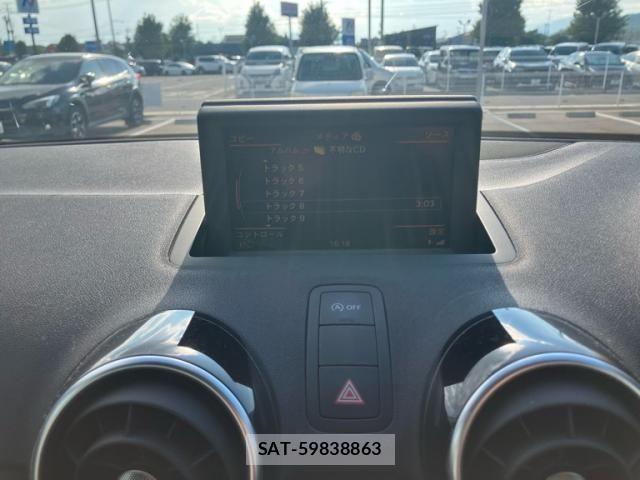 Audi A1 2014-01 8313102-19