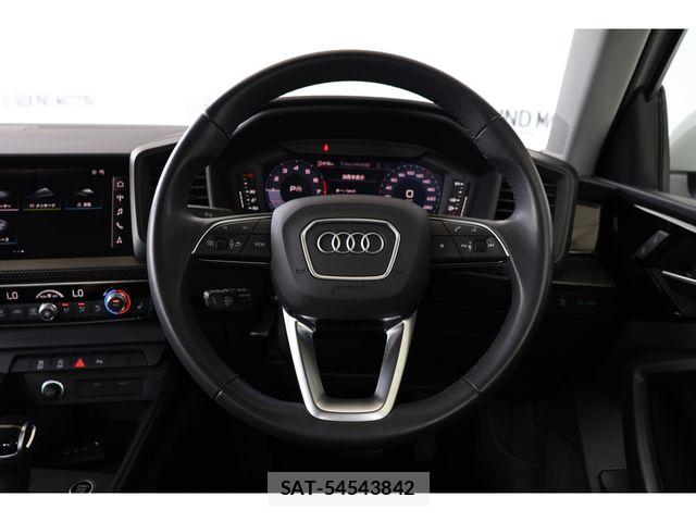 Audi A1 2023-11 8313100-9