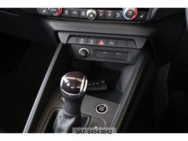 Audi A1 2023-11 8313100-15
