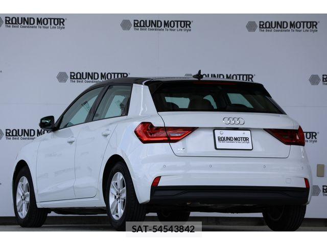 Audi A1 2023-11 8313100-2