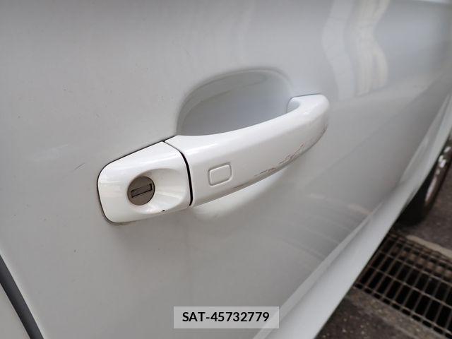 Audi A1 2013-09 8353927-8