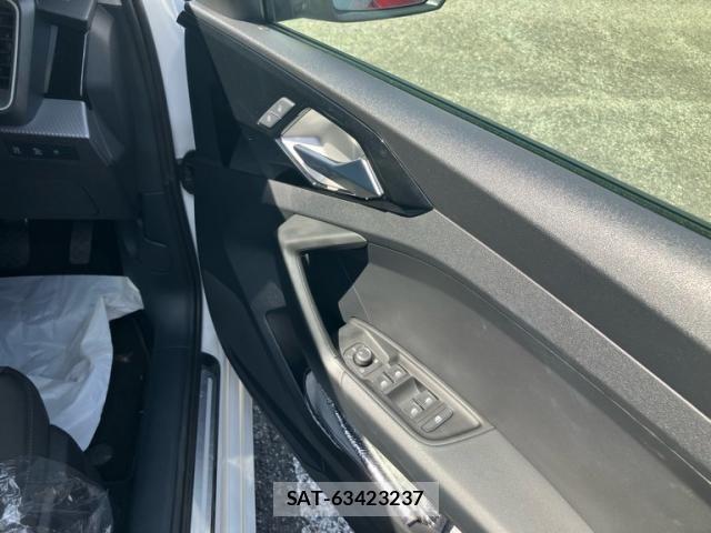 Audi A1 2025-12 8353928-14