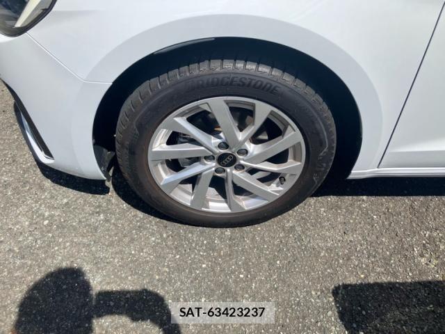 Audi A1 2025-12 8353928-8