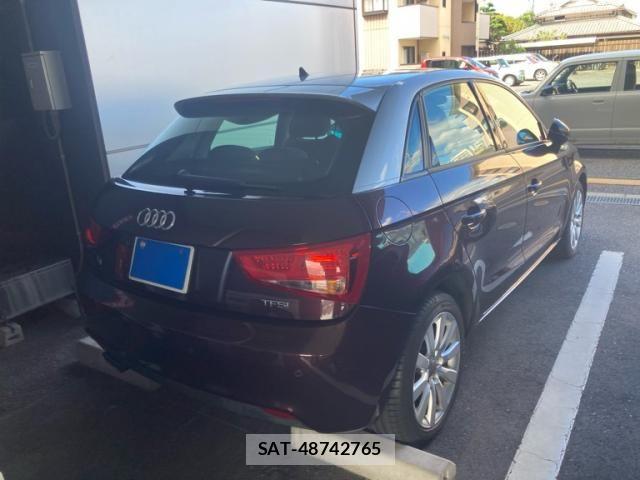 Audi A1 2012-06 8364793-1