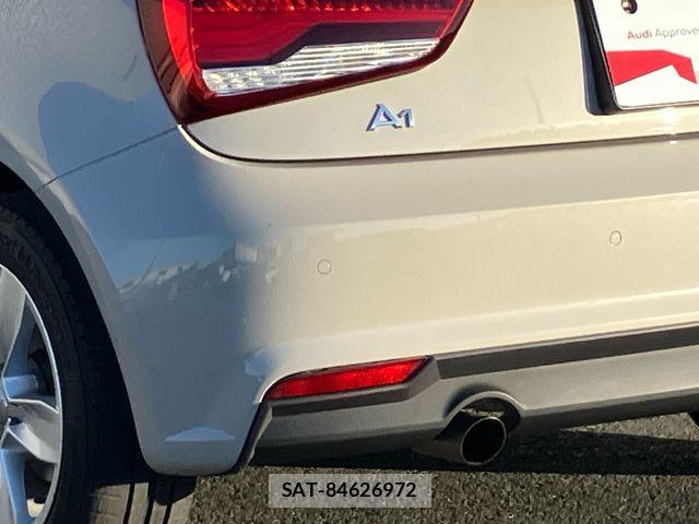 Audi A1 2018-02 8364794-7