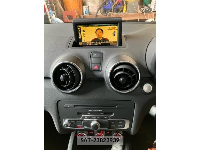 Audi A1 2013-05 8364795-18