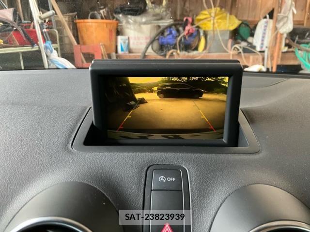Audi A1 2013-05 8364795-19