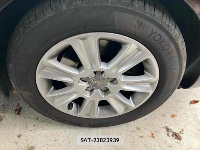 Audi A1 2013-05 8364795-2