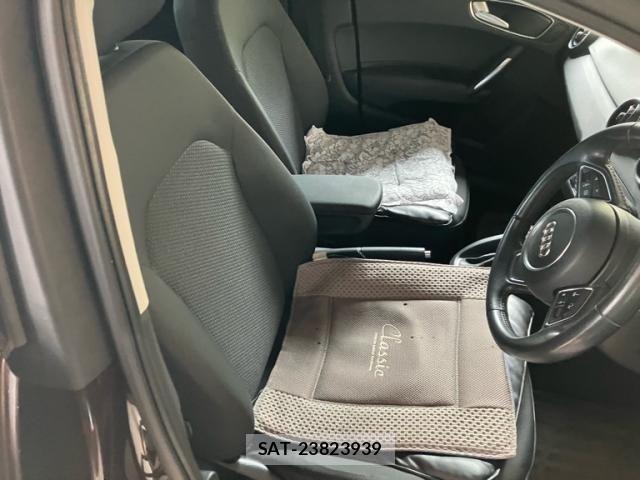 Audi A1 2013-05 8364795-6