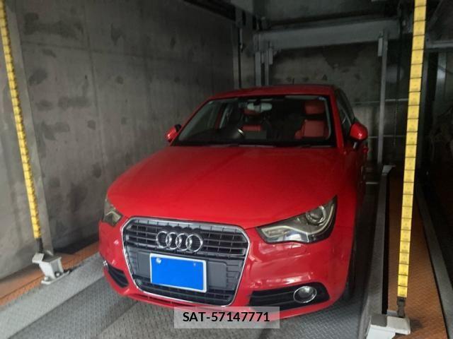 Audi A1 2013-03 8371441-1