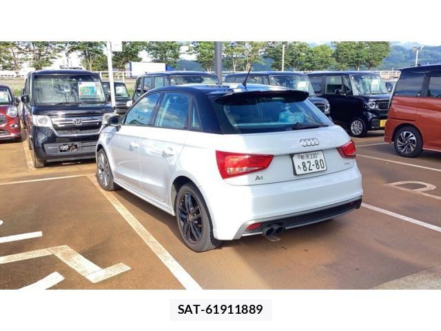 Audi A1 2014-01 8411246-3