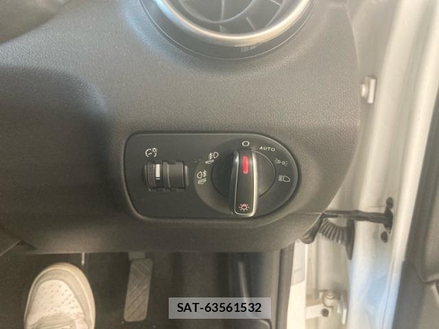 Audi A1 2015-09 8457065-15
